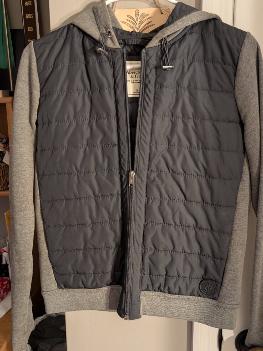 Abercrombie women's lightweight jacket